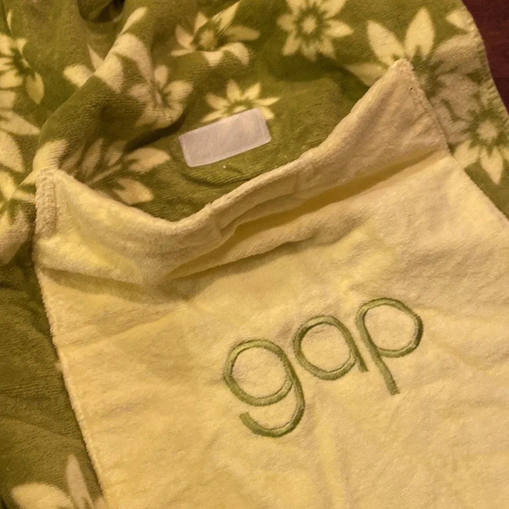 Gap Kids Beach Towel